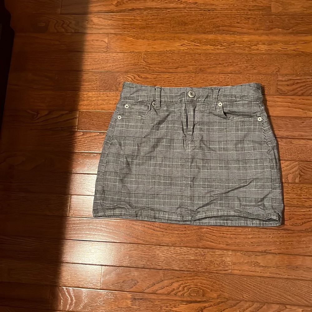 EUC American Eagle plaid skirt